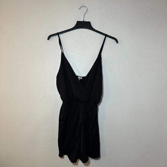 Tobi Black Surplice Wrap Front Romper Spaghetti Strap Elastic Waist Womens M - Picture 2 of 5